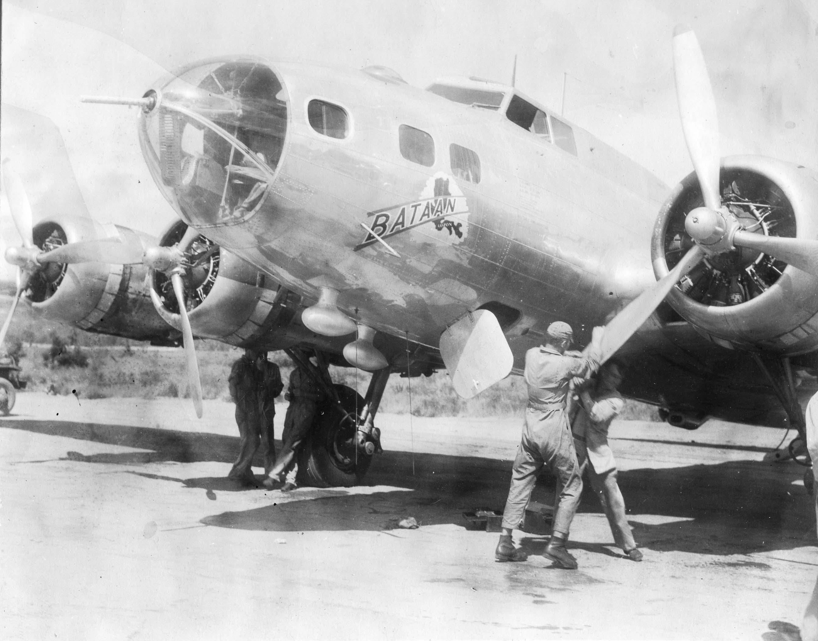 Bataan : B-17 : General Headquarters, SWPA : Sharpe 6 (Thomas Sharpe Collection) : 