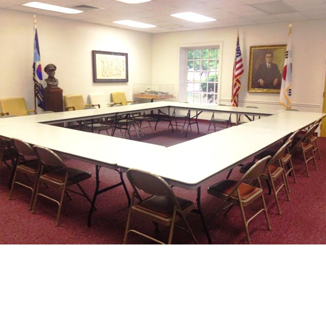 Jean MacArthur Research Center - Duckworth Classroom